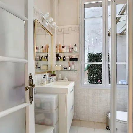 Luxurious 2 Bedroom With Huge Private Terrace Daire