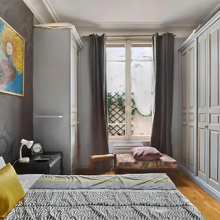Luxurious 2 Bedroom With Huge Private Terrace *
